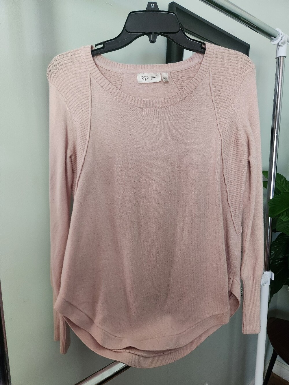 RD Style Rose Knit Top
